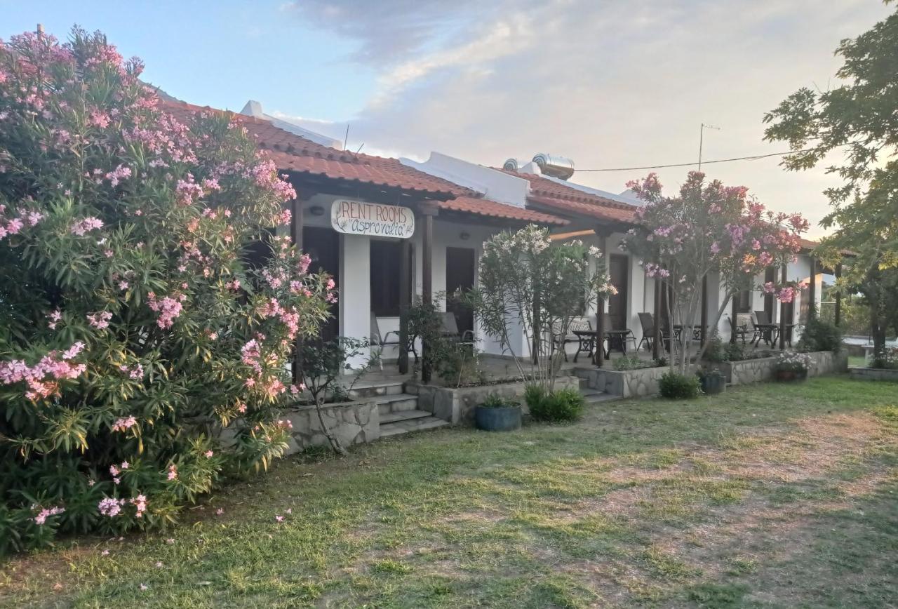 Asprovalta Rooms Kariotes ภายนอก รูปภาพ